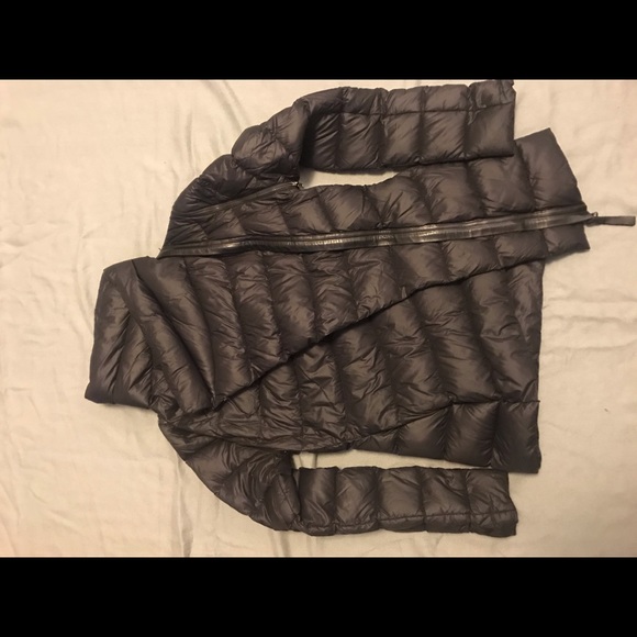 Mackage Women’s Lightweight puffer size small